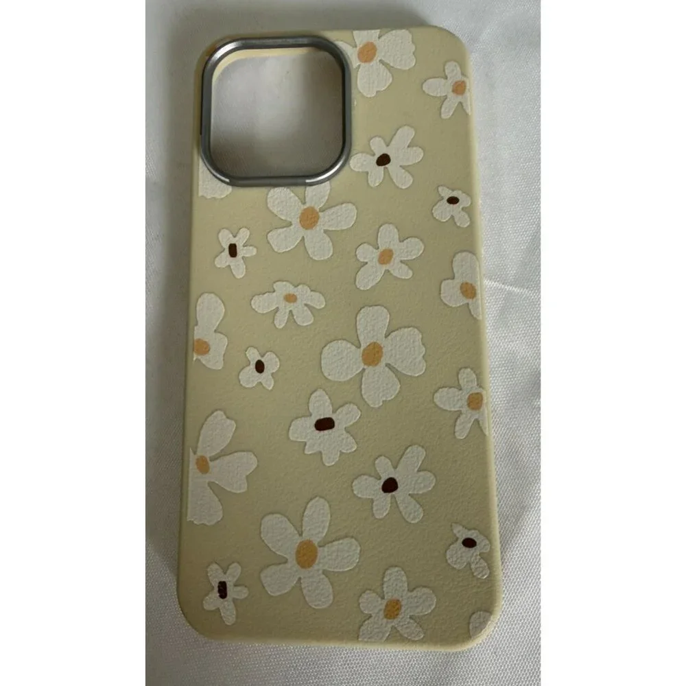 iPhone 14 Pro Max+/iphone15 Pro Max Case Floral Design‎ Cream Color Background
